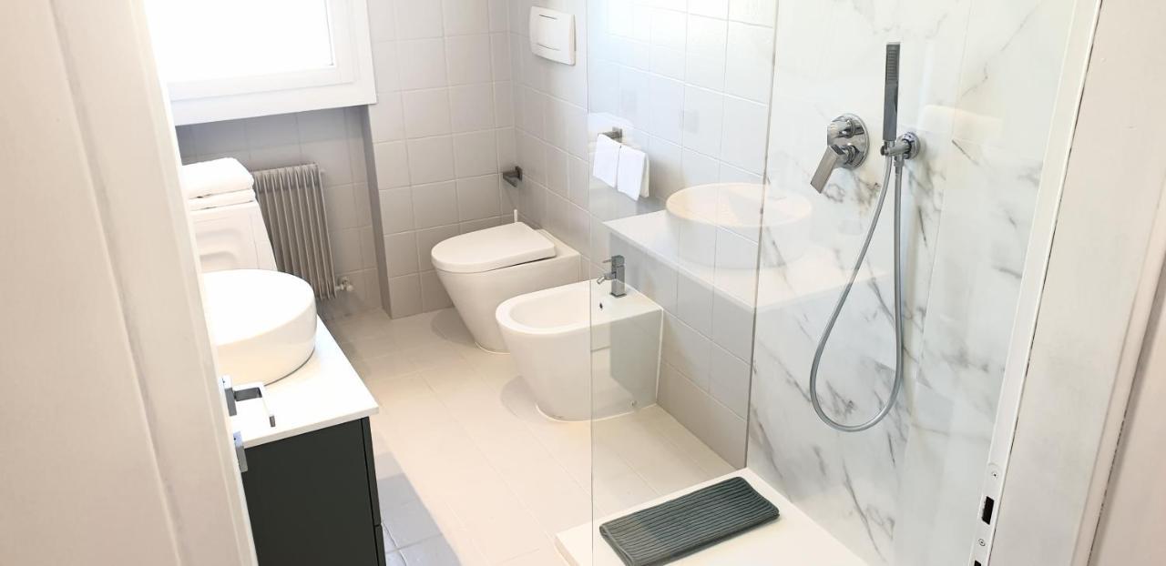 Venezia & Treviso Design Apartment By Anthea Homes Casièr Buitenkant foto